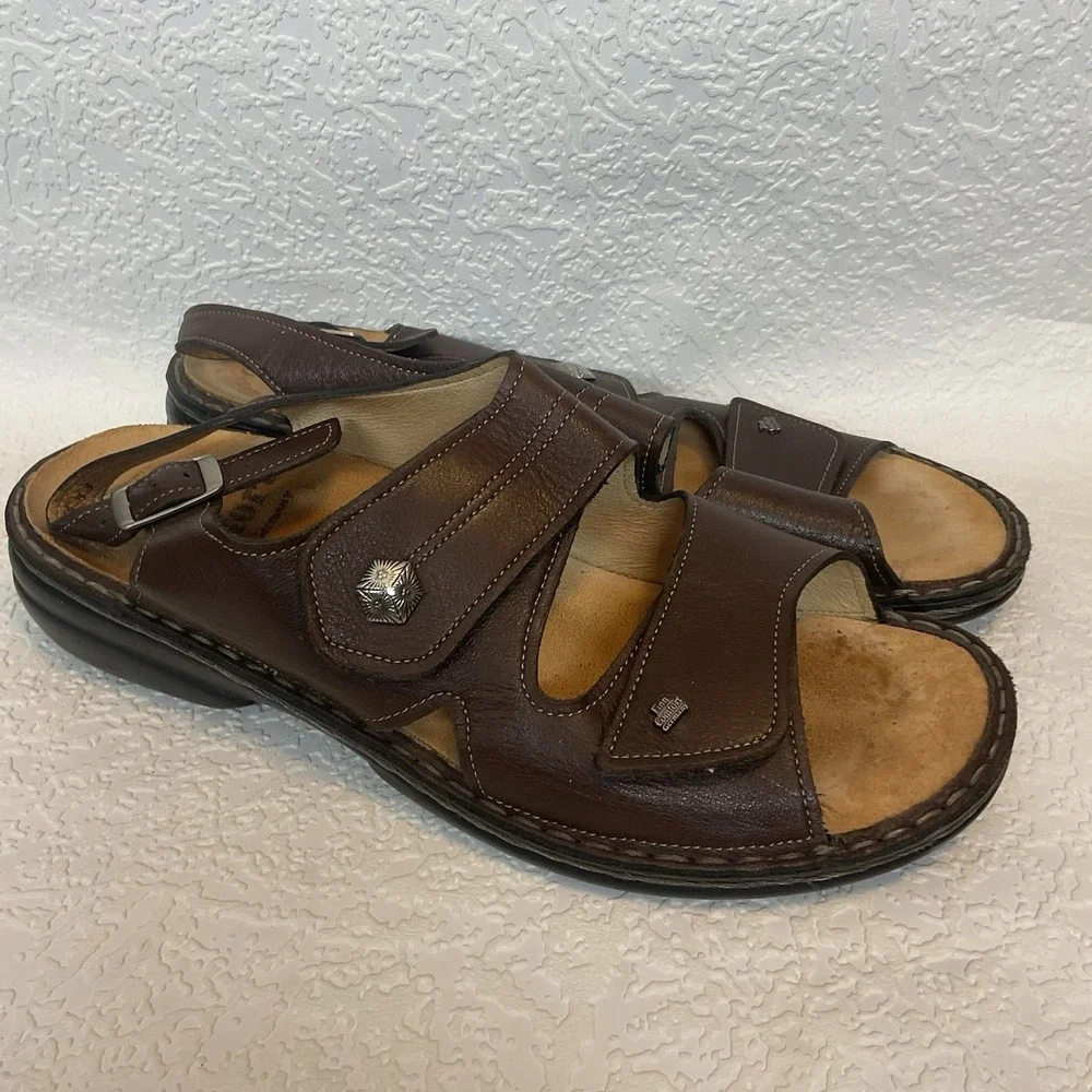 Finn Comfort Women's Brown Leather Casual Sandals Size 43/11.5-12 Strappy Buckle